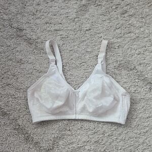 Floral Lace Bra-White-Bali-38D